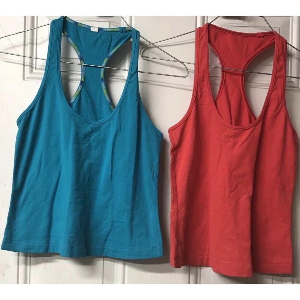 Lululemon Tank Top Set of 2 Womens Size 6